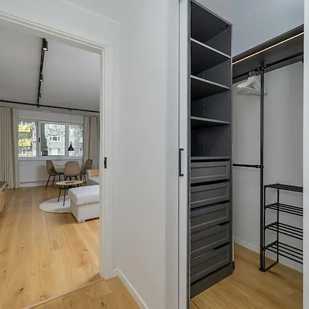 New Near The Airport, Center In Sikupilli Apartment *